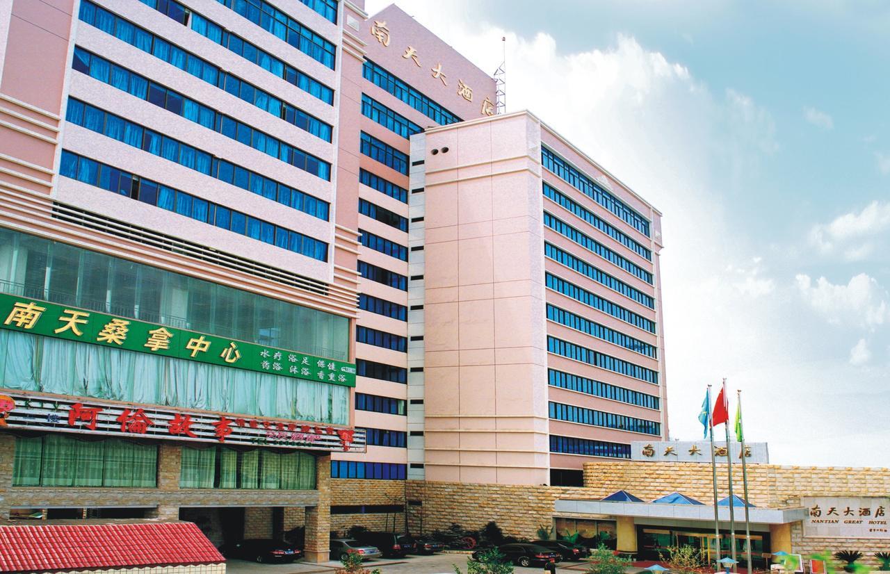 Nantian Grand Hotel Liuzhou Esterno foto